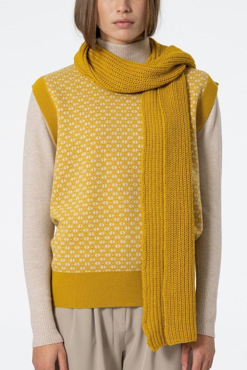 Dinadi: Handknit Rib Scarf (2 Colours)