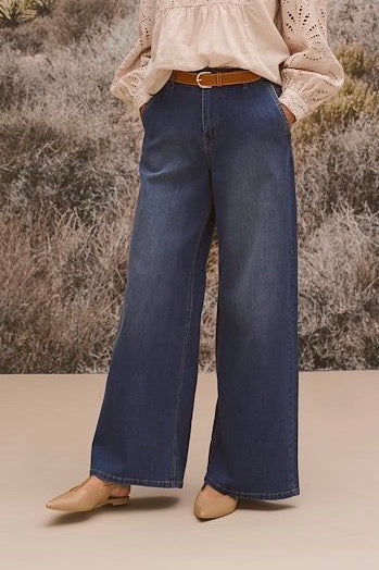 Cream: Visti Jeans (2 Colours)