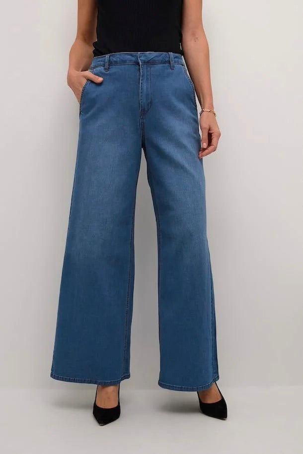 Cream: Visti Jeans (2 Colours)