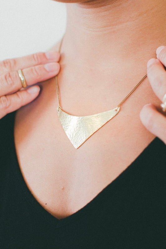 Enarmoured: Shield Necklace