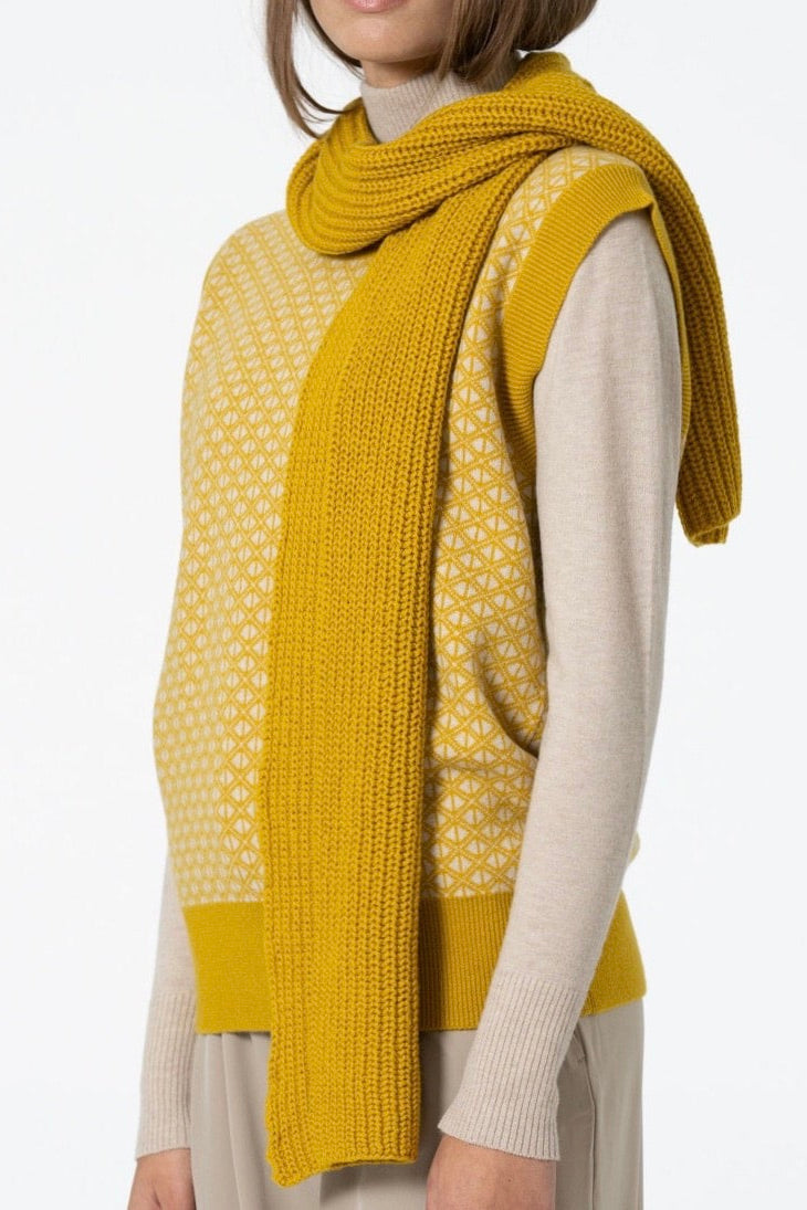 Dinadi: Handknit Rib Scarf (2 Colours)