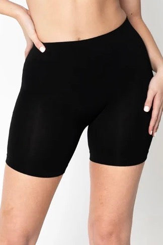 C'est Moi: Bamboo Shorts (5 Colours)