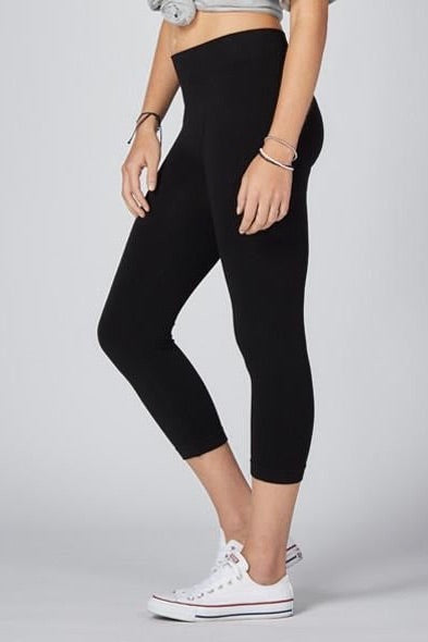 C'est Moi: 3/4 Bamboo Leggings (6 Colours)