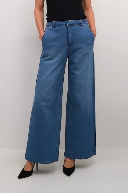 Cream: Visti Jeans (2 Colours)