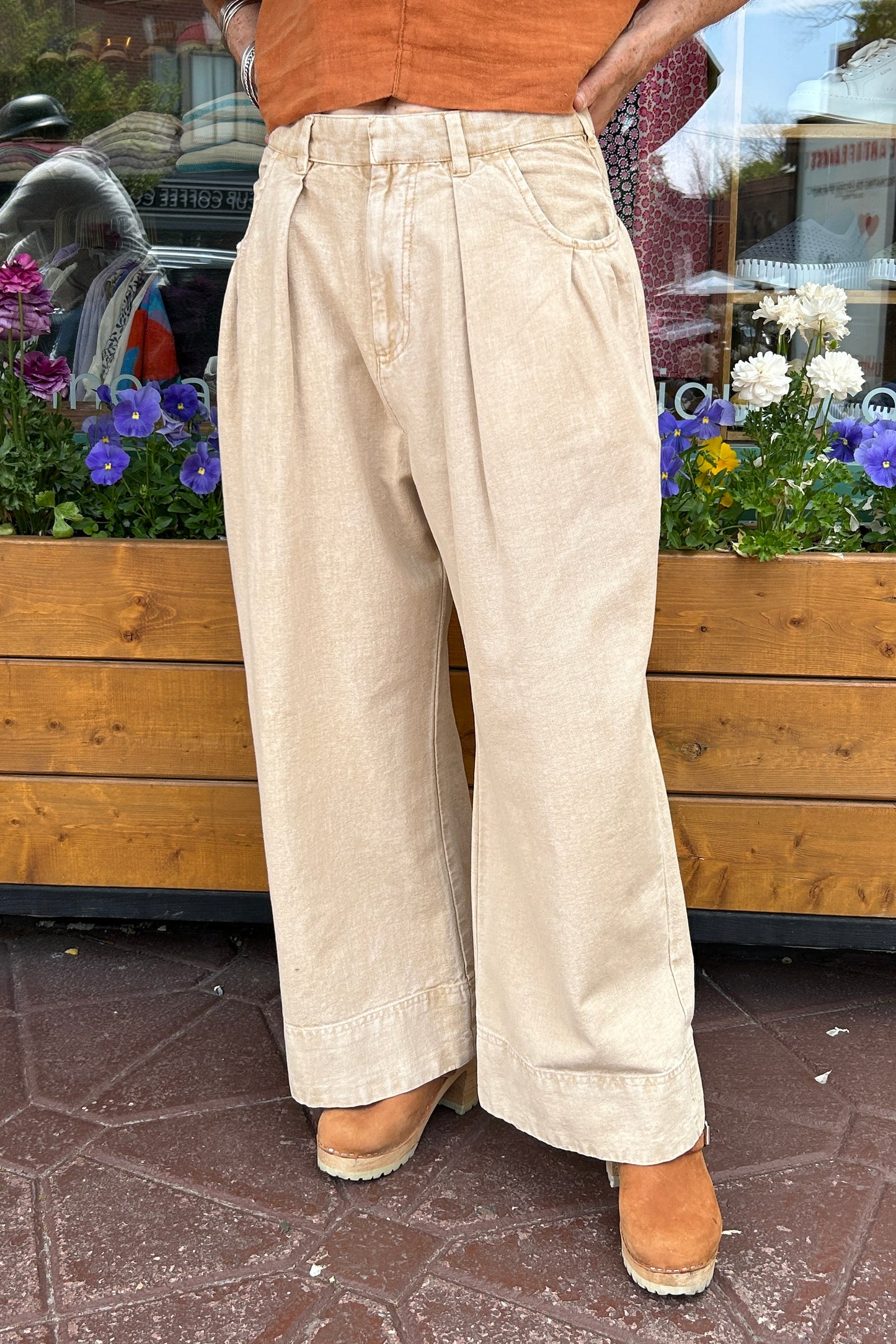 Free People: Sweet Talk Chino