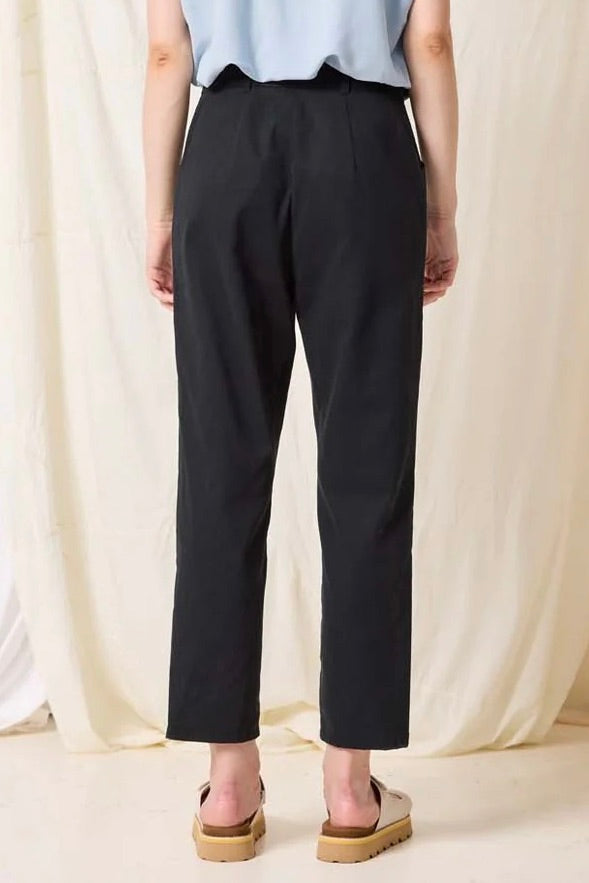 Cokluch: Liseron Pants (2 Colours)