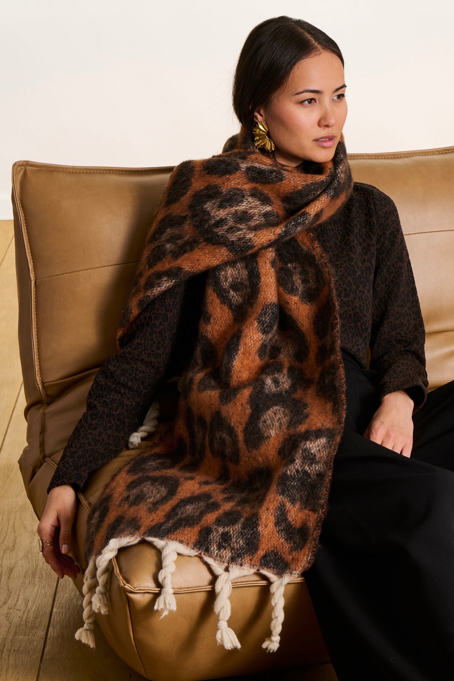 La Fee: Leopard Scarf
