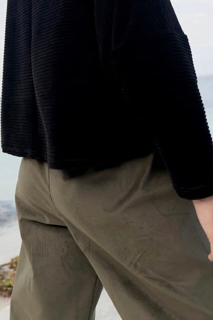 MAS Montreal: Funchal Pants (2 Colours)