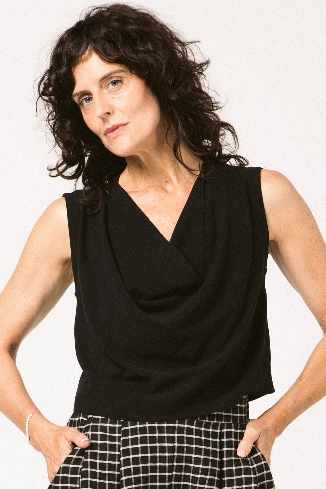 Allison Wonderland: Carr Blouse (2 Colours)