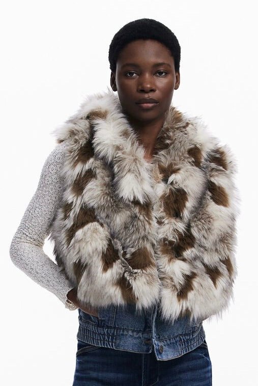 Desigual: Faux Fur Vest