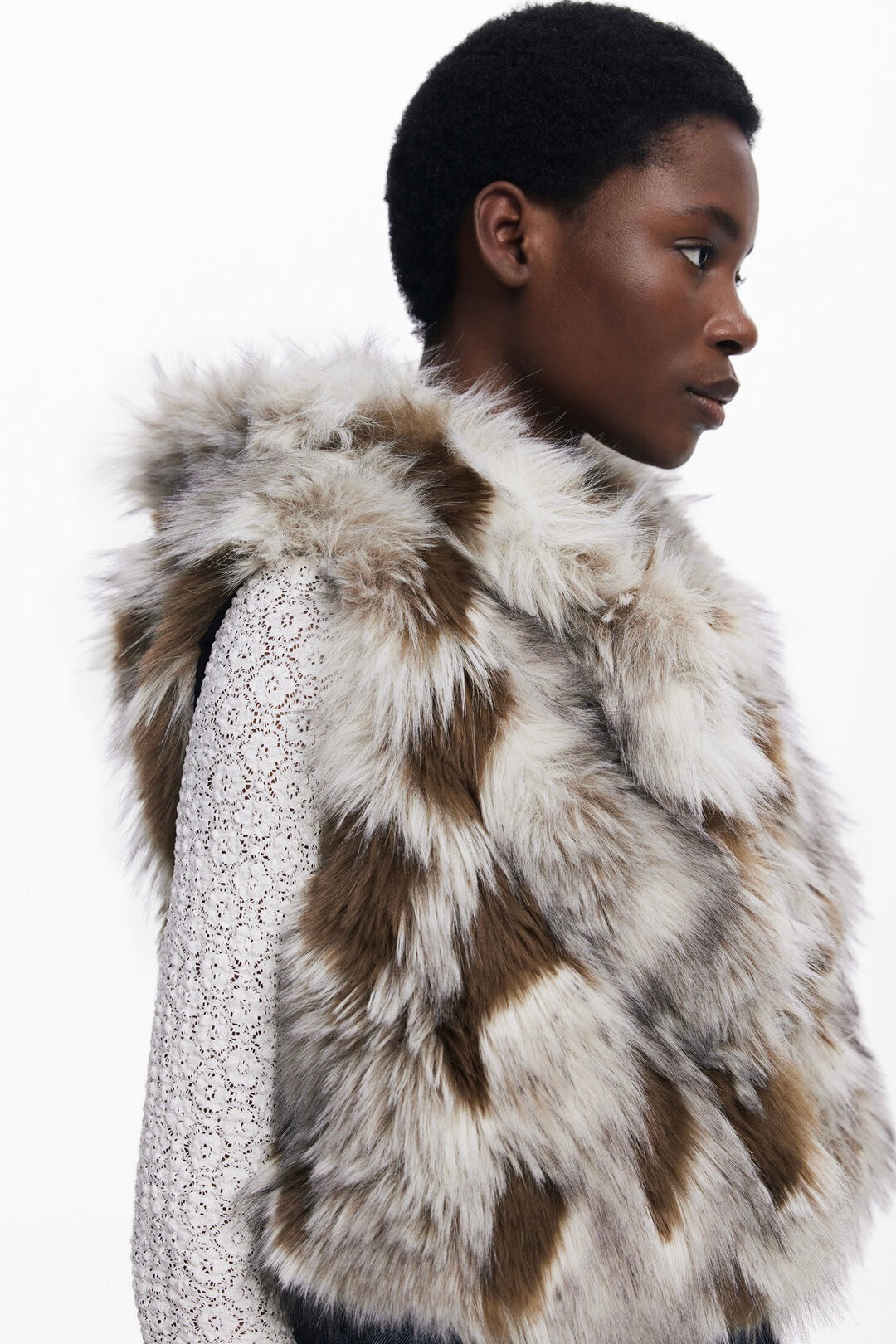 Desigual: Faux Fur Vest