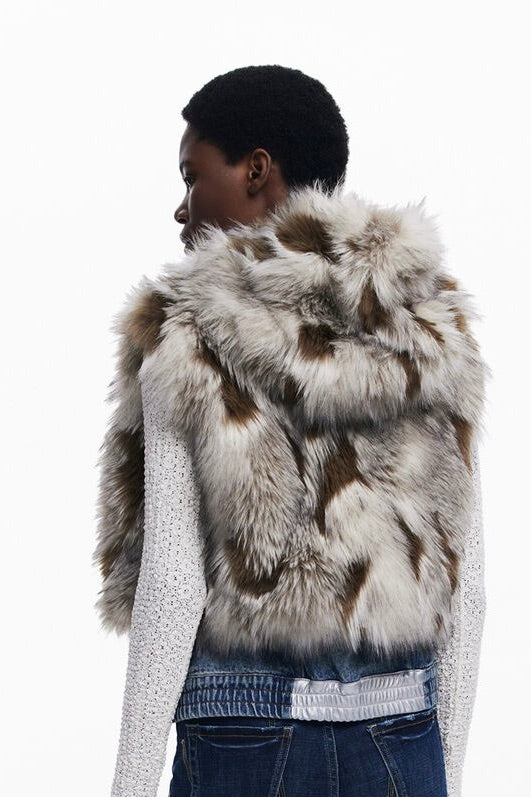 Desigual: Faux Fur Vest