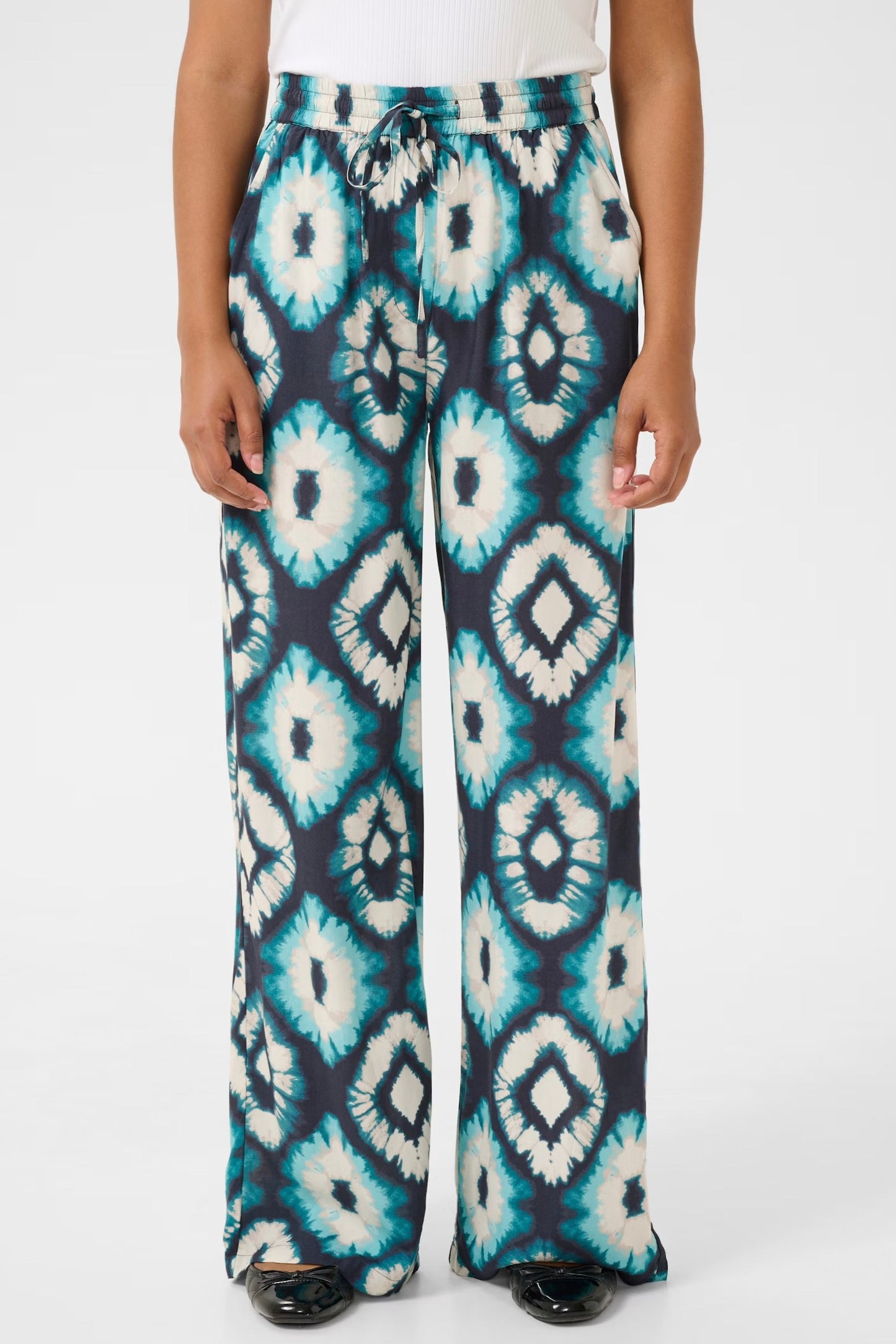 Cream: Tiah Pant