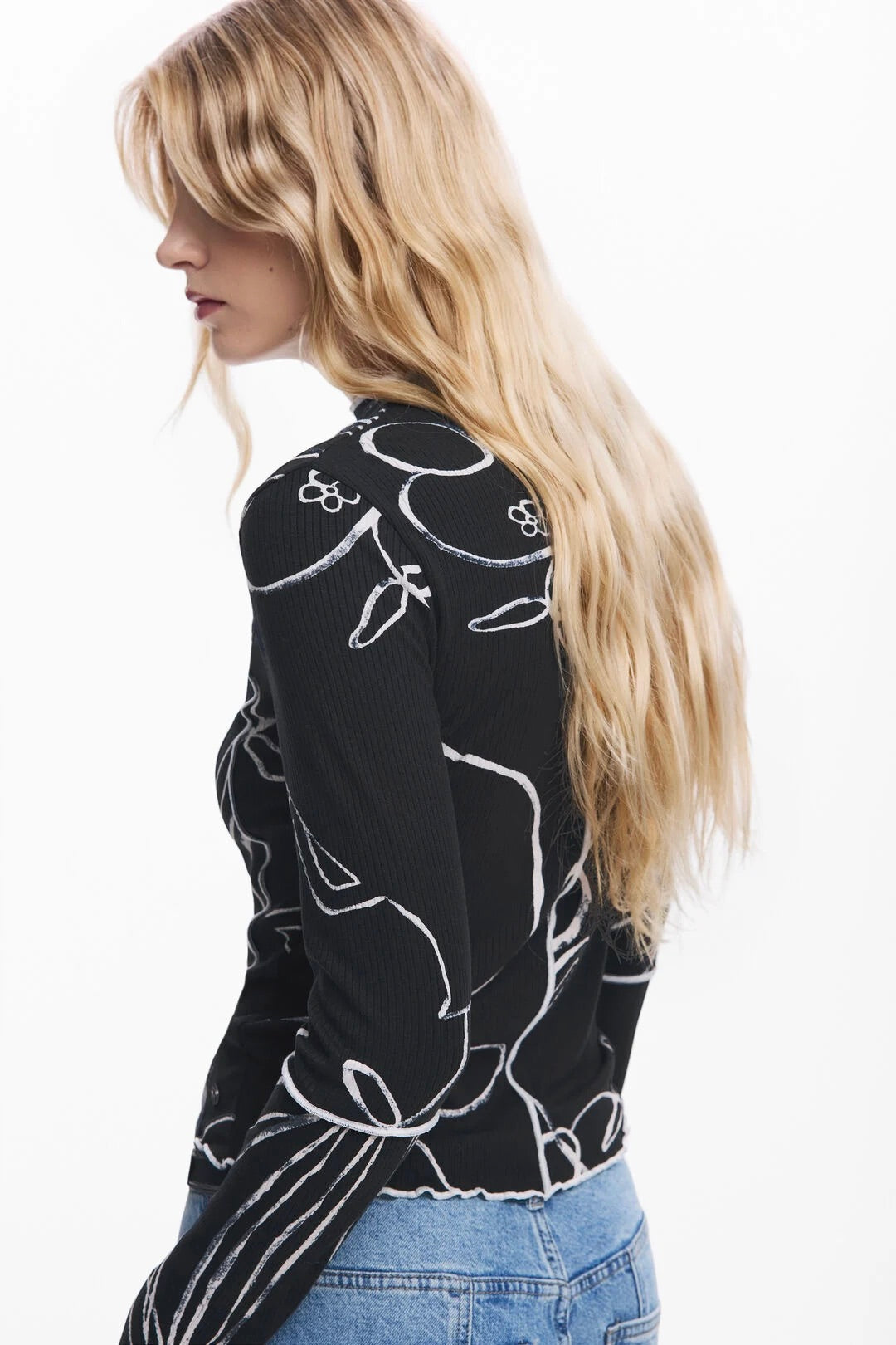 Desigual: Silhouette Tee