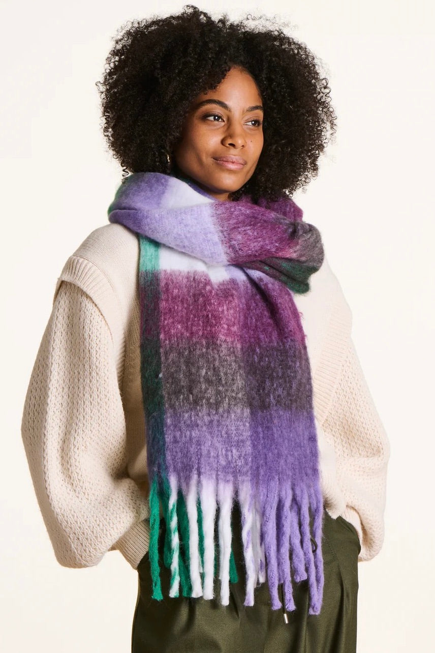 La Fee Maraboutee: Ermine Scarf