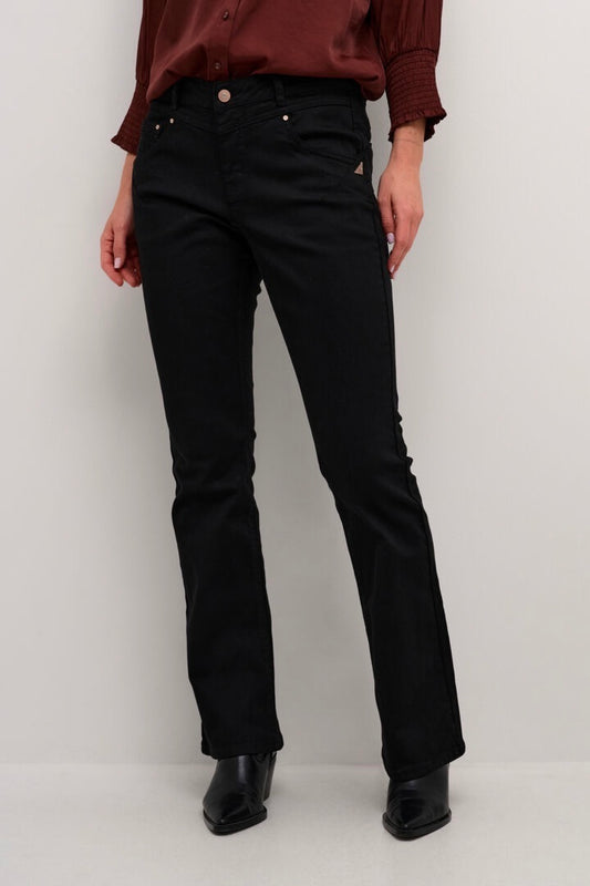 Cream: Amalie Bootcut 34" Jeans Black