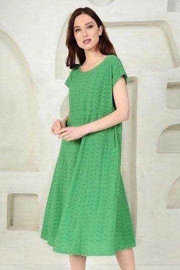 Grizas: Green Eyelet Dress