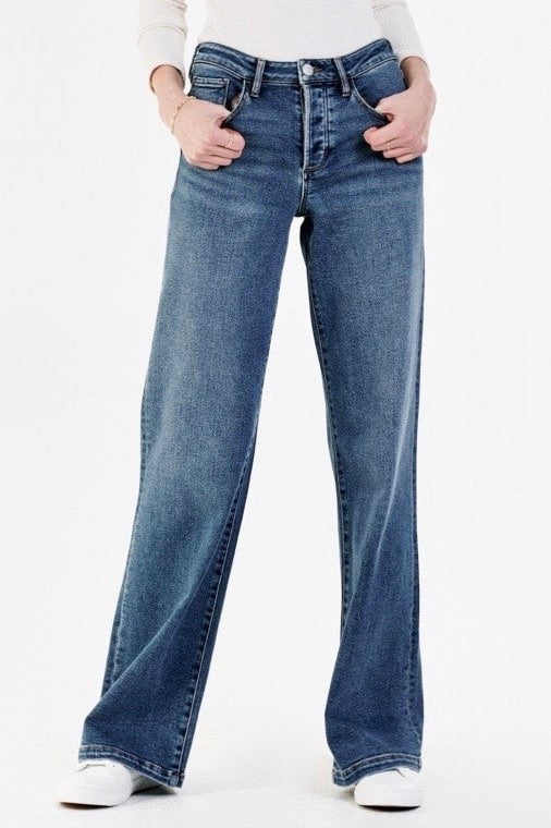 Dear John: Farrah Jeans Herrin