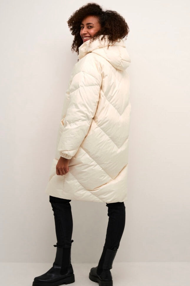 Cream: Charlott Puffy Coat