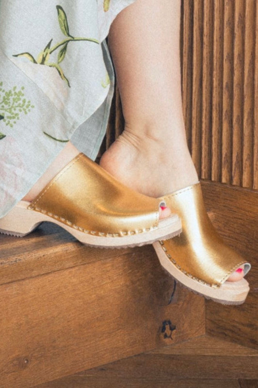 Lotta: Berit Clog Gold