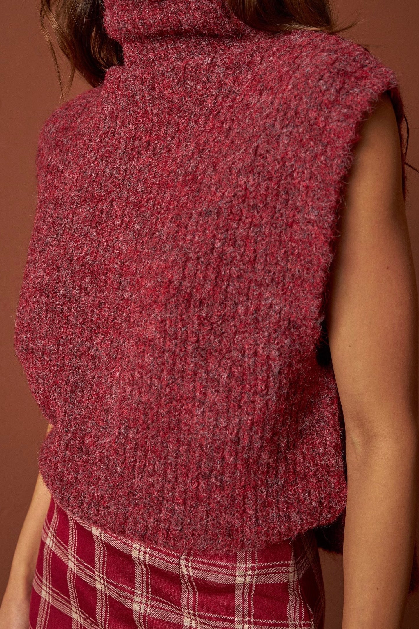 Indi & Cold: Knit Vest (2 Colours)