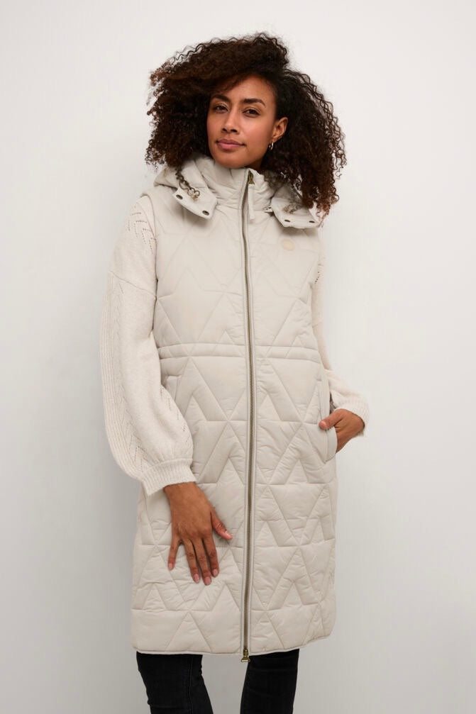 Cream: Gaiagro Quilted Vest