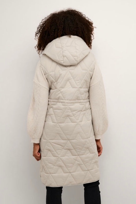 Cream: Gaiagro Quilted Vest