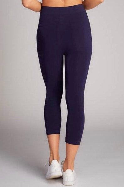 C'est Moi: 3/4 Bamboo Leggings (6 Colours)