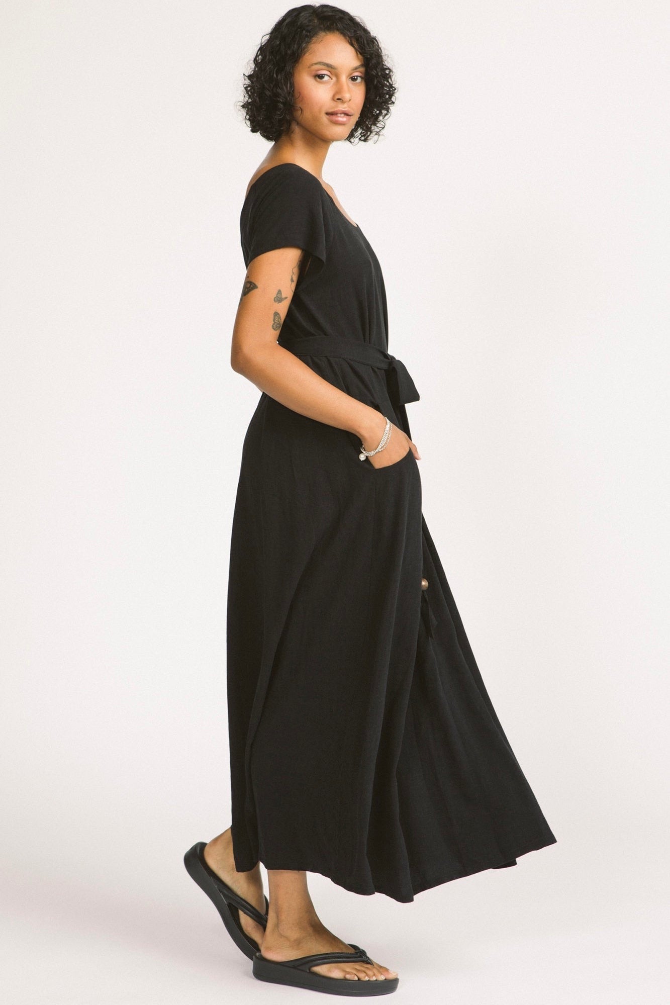 Allison Wonderland: Enola Dress Black