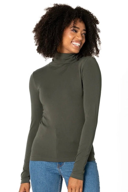 C'est Moi: Short Turtleneck (5 Colours)