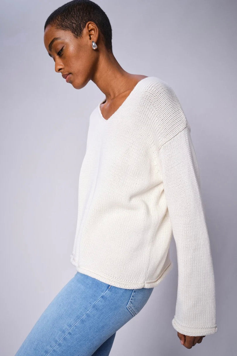 Mos Mosh: Bine V-Neck (3 Colours)