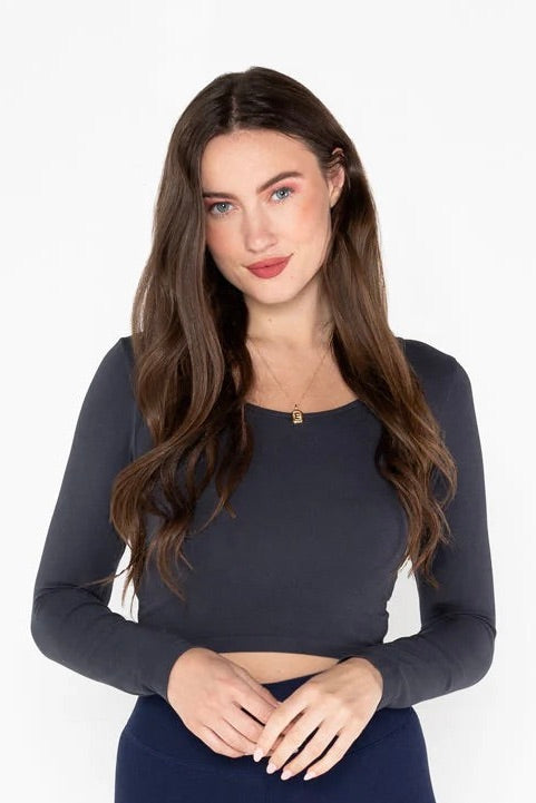 C'est Moi: Long Sleeve Crop Top (6 Colours)