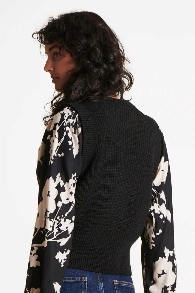 La Fee Maraboutee: Ebime Vest (3 Colours)