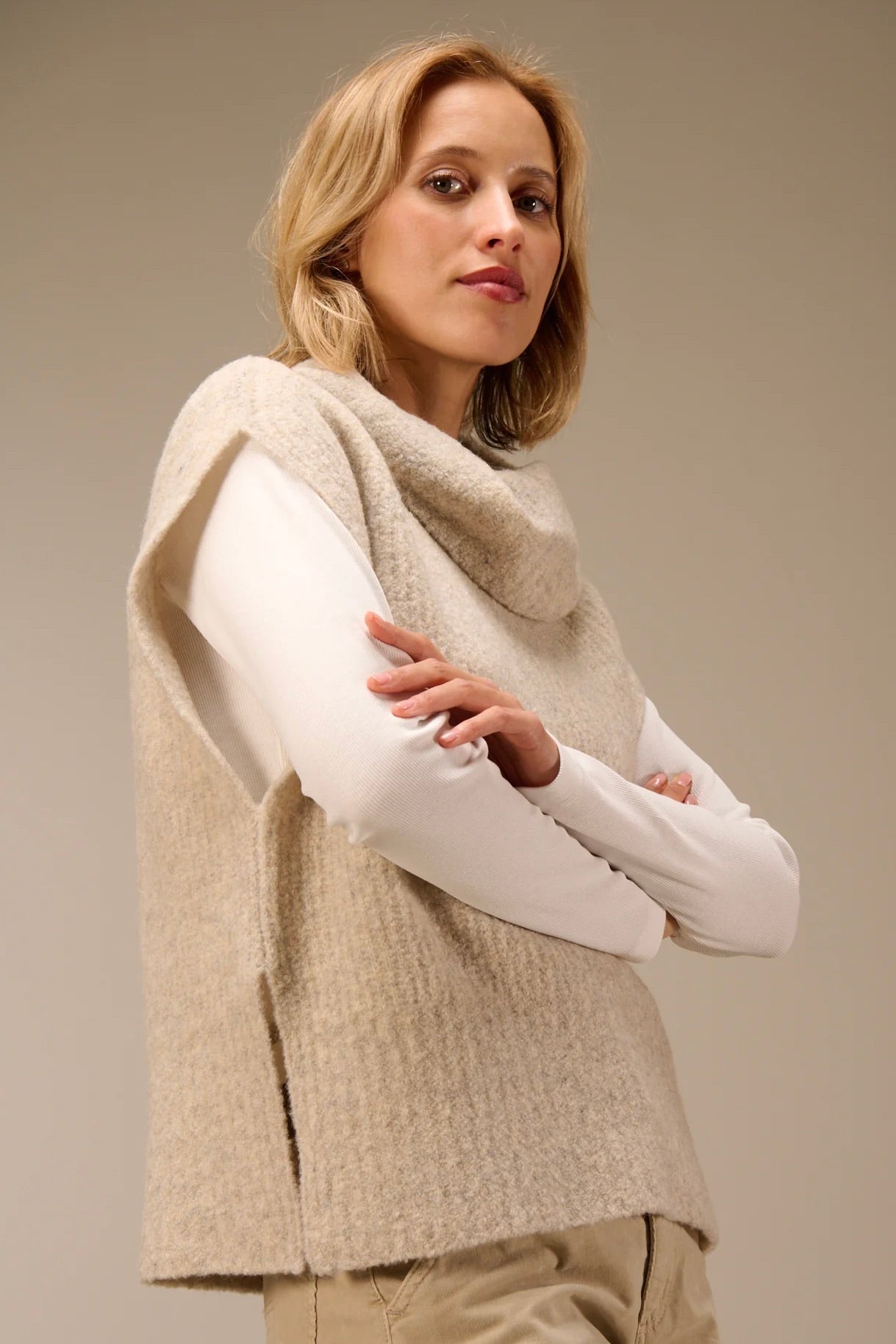 Nile: Wool Vest (2 Colours)