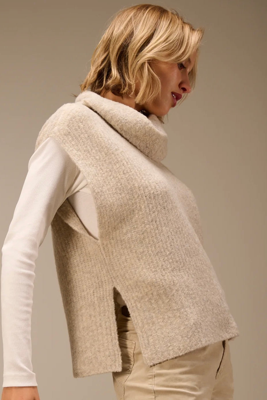 Nile: Wool Vest (2 Colours)