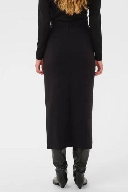InWear: Knot Skirt Black