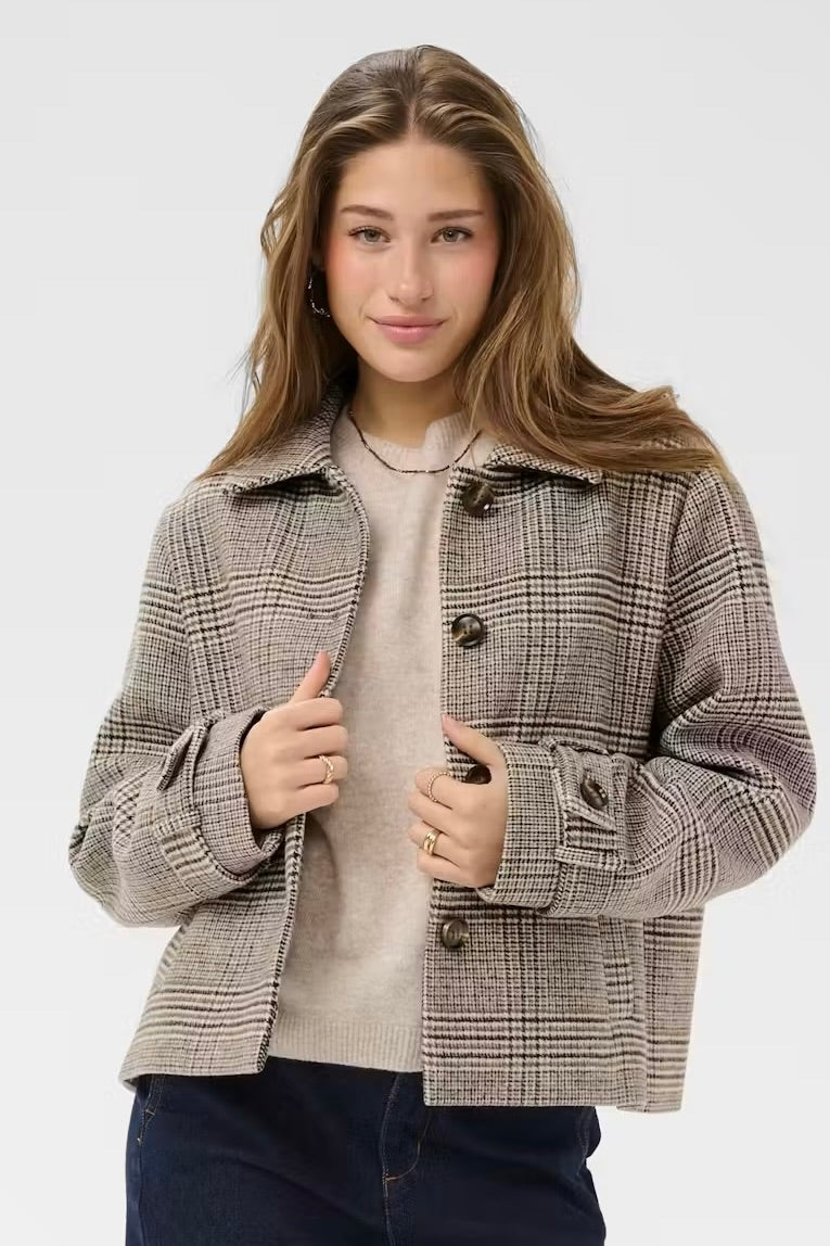 Cream: Georg Coat
