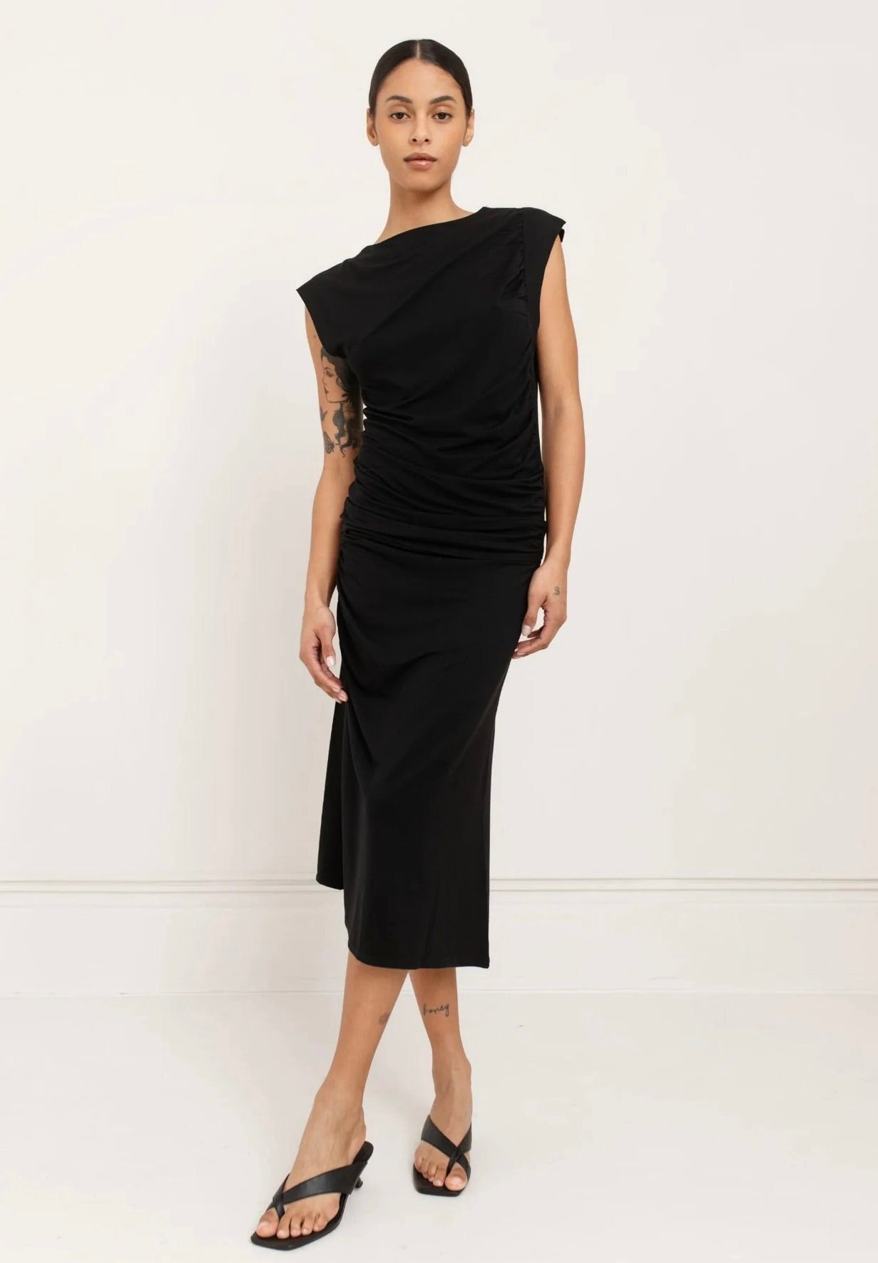 Paper Label: Regina Skirt (2 Colours)