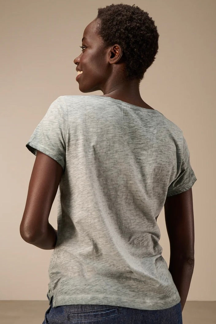 Nile: Graphie Tee