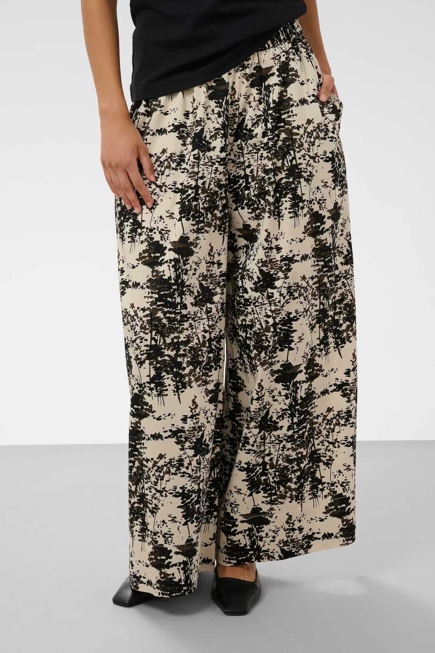 Soaked in Luxury: Naelle Pants