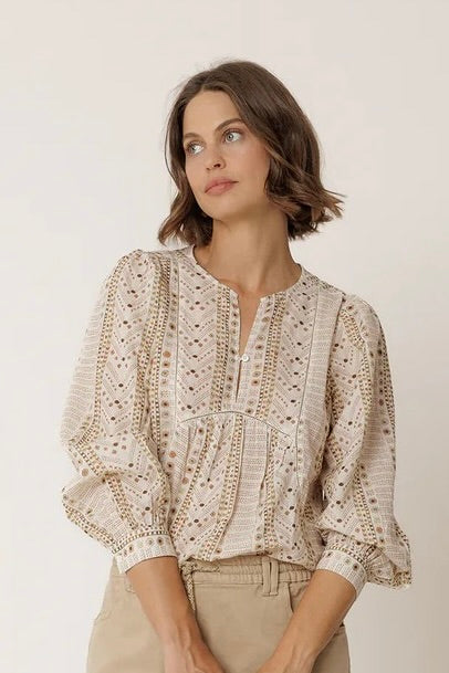Indi & Cold: Printed Blouse