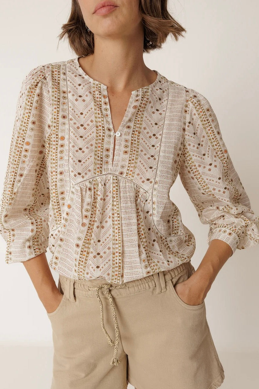 Indi & Cold: Printed Blouse