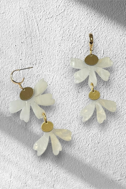 Ketoora: Swinging Petals