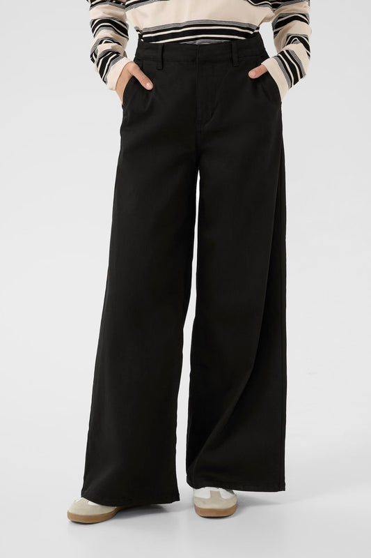 Cream: Visti Jeans (2 Colours)
