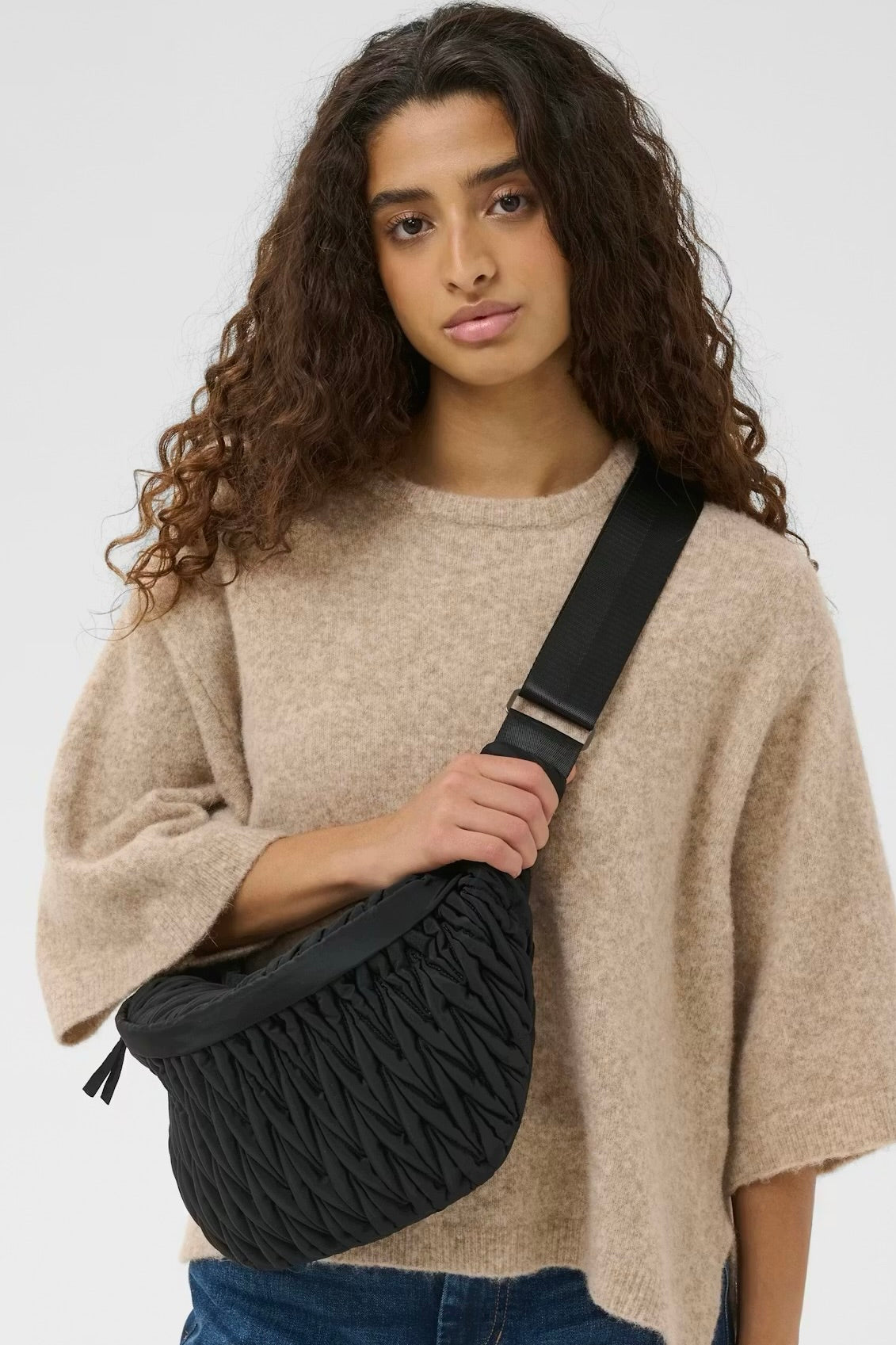 InWear: Textured Sling Bag (2 Colours)