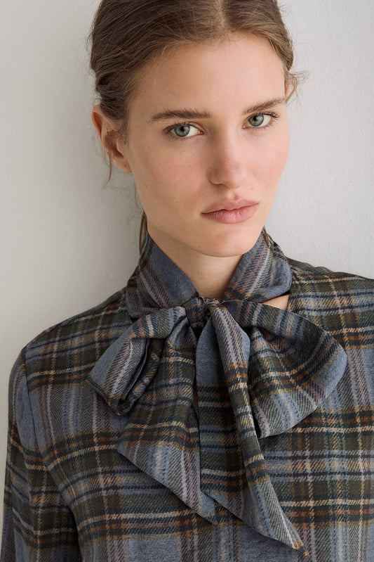 Yerse: Plaid Shirt
