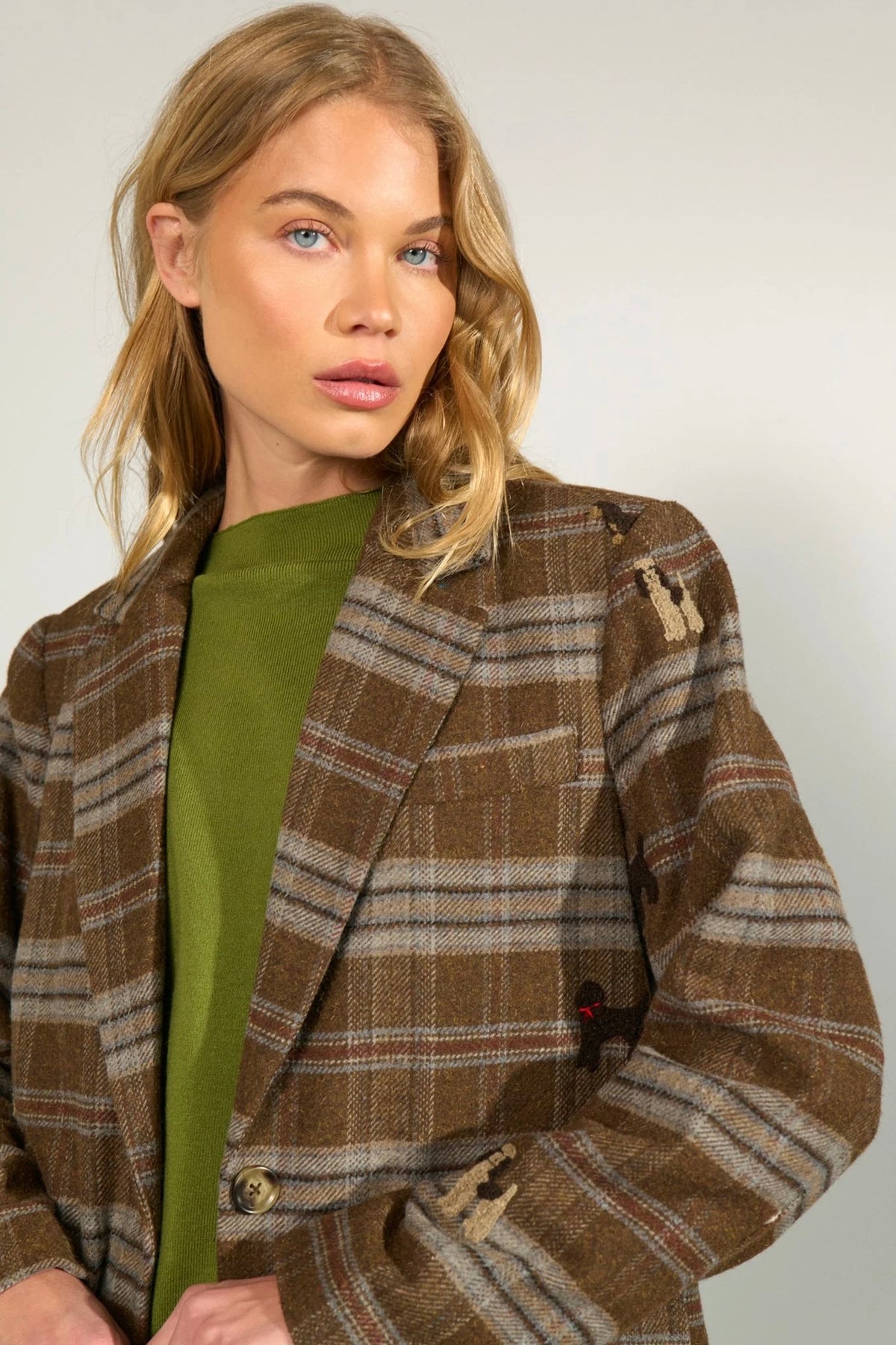 Numph: Doggy Blazer