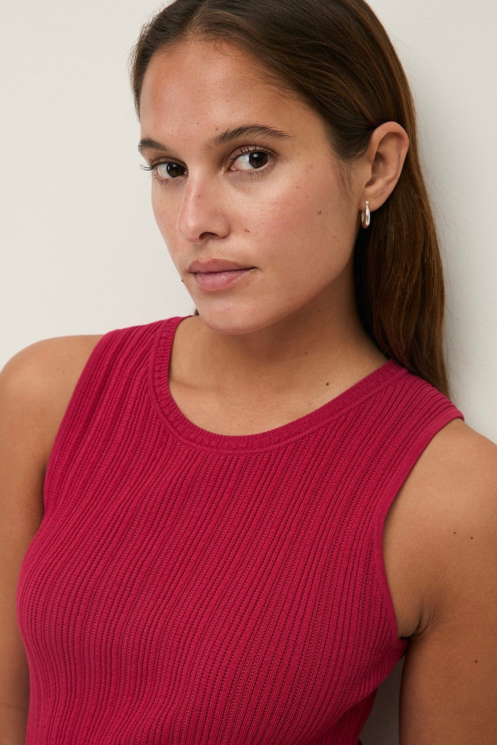 Yerse: Red Dress
