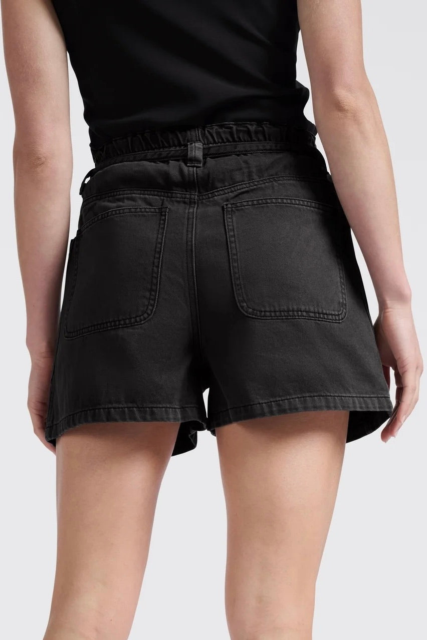Yaya: High Waisted Shorts (2 Colours)