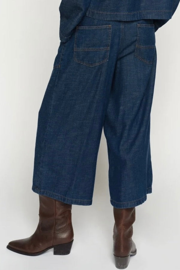 Mos Mosh: Arge Culottes